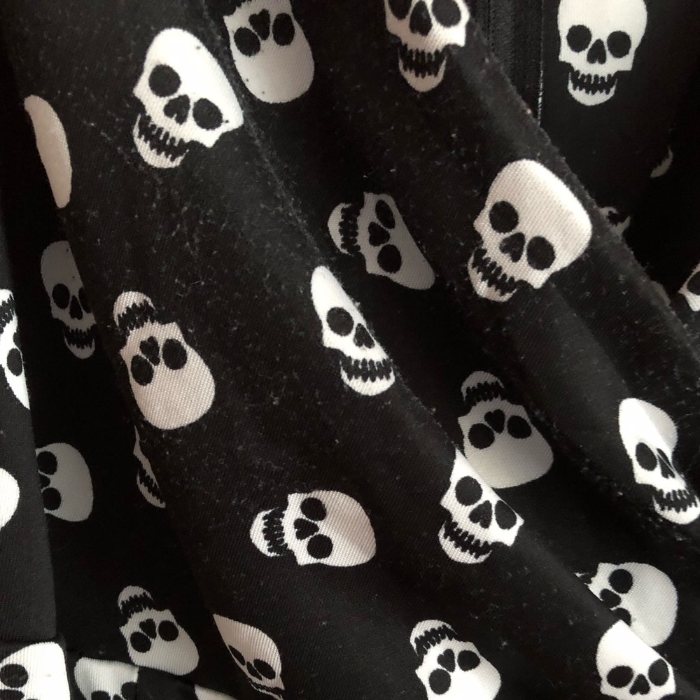 Skull Dress - Picture 5 of 6